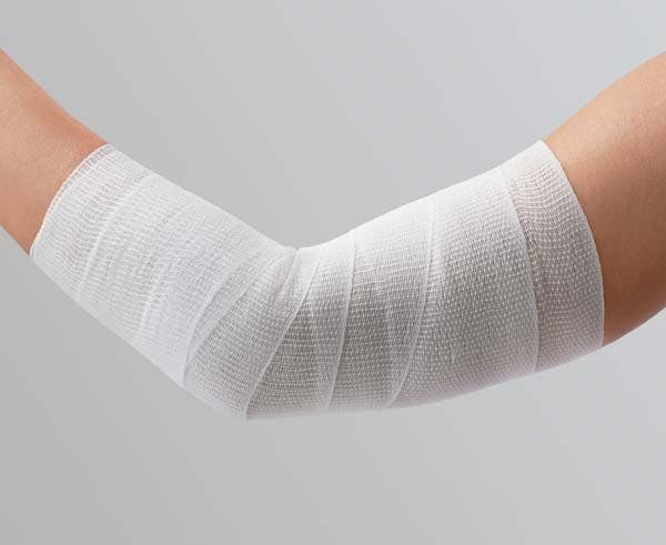 Raucolast - Elastische Fixierbinde zur Ruhigstellung von Körperteilen, Fixierung Verbände Produktbild Web Groß Detailbild 1 L