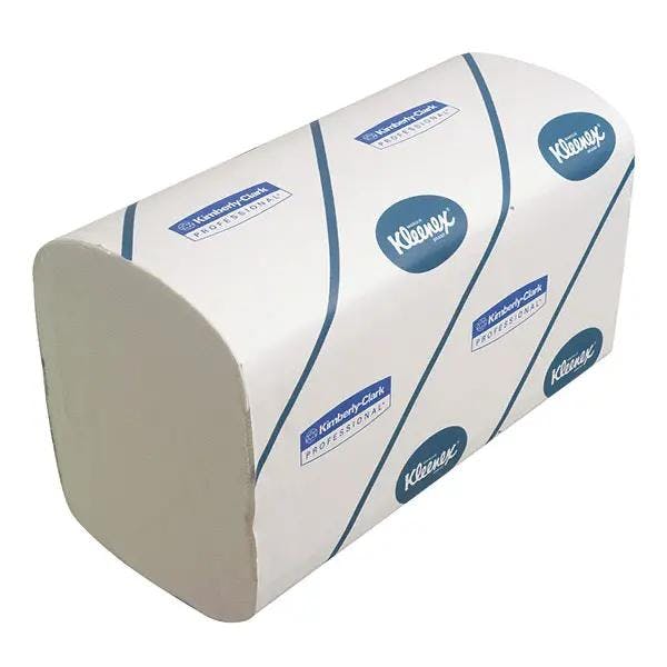 Kleenex Ultra Falthandtücher 3-lagig - hautschonend, hohe Saugfähigkeit, 15 Pack á 96 Stk. Produktbild