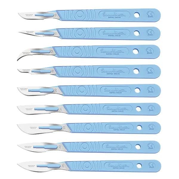 Swann Morton Einmalskalpelle mit mikrofeinem Schliff und gehärteter Stahlklinge Produktbild