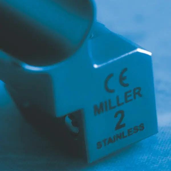 RESQ-Blade Edelstahl Kaltlichtspatel Macintosh/Miller - Mit heller Halogenbirne Produktbild Web Groß Detailbild 4 L