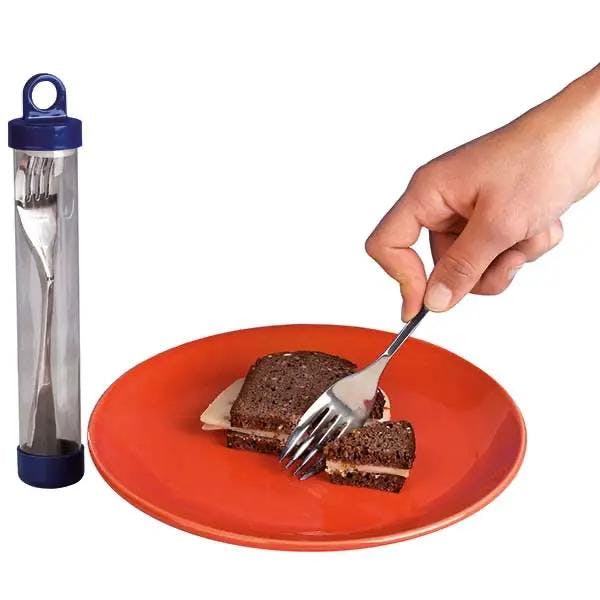Knork - Messer und Gabel vereint - Schneidet selbst durch Fleisch Produktbild Web Groß Detailbild 1 L