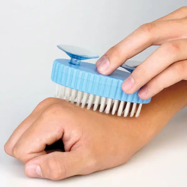 Handwaschbürste mit Saugnäpfen zur Fixierung am Waschbeckenrand oder im Waschbecken Produktbild Web Groß Detailbild 1 L