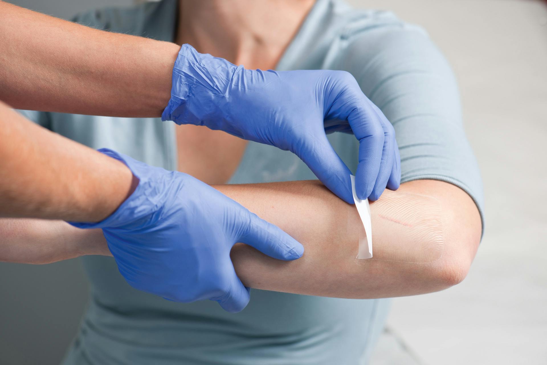 Hydrofilm - Steriler Transparenter Folienverband, keim- und wasserdicht, hautfreundlich Produktbild