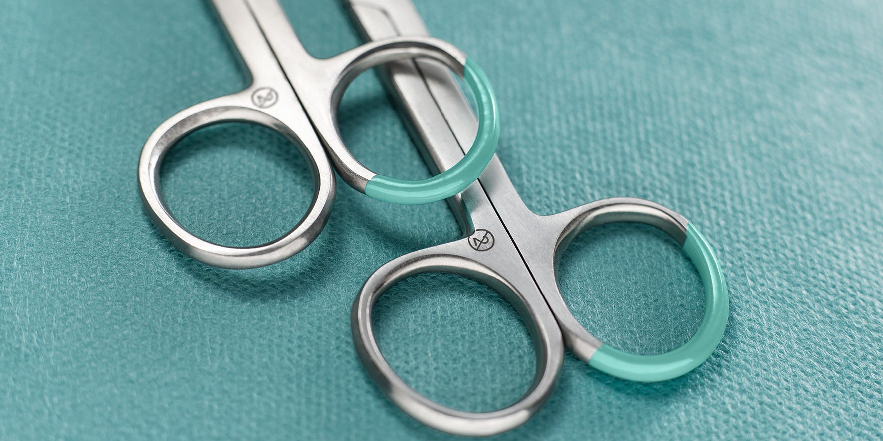 25 Stück Peha-Instrument Chrirurgische Schere Eiweginstrumente aus Matt Gebürstetem Stahl Produktbild