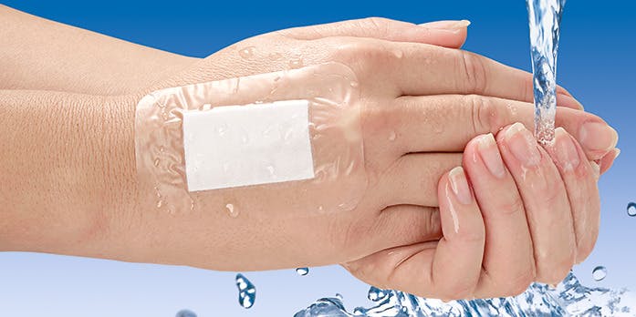 Cosmopor Waterproof - Steriler und wasserdichter Wundverband für kleine Wunden 7,2 x 5 cm Produktbild Web Groß Detailbild 1 L