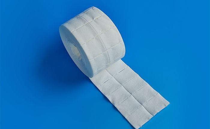 FES-ZELL Zellstofftupfer  4 x 5 cm - 2 Rollen à 500 Tupfer, unsteril Produktbild