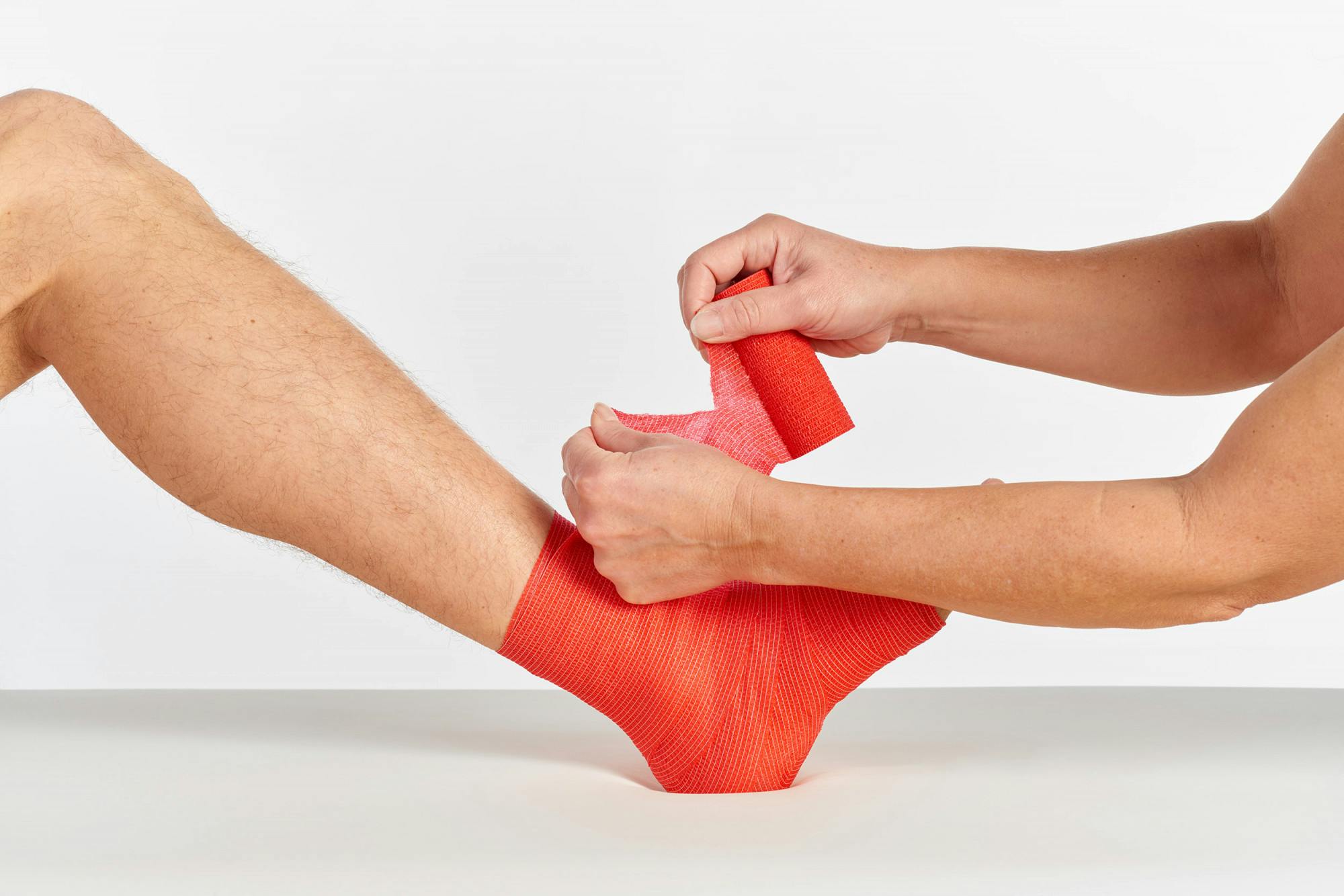 Miro-fixorip - Kohäsive, elastische Fixierbinden, latexfrei, farbig, 10 Stück Produktbild Web Groß Detailbild 1 L