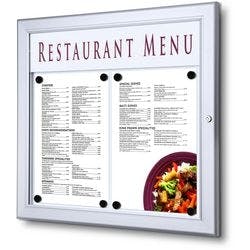 SHOWDOWN Menütafel Magnetisch A4 Wandmontage mit Schrauben Abschließbar 50,5 B x 47,7 H cm Silber Produktbild Print Hauptbild L